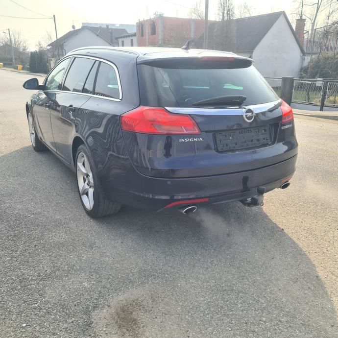 opel insignia karavan 2,0 cdti sport - slika 4