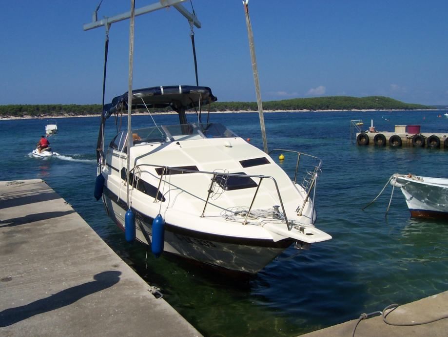 bayliner 2450 ciera - slika 2