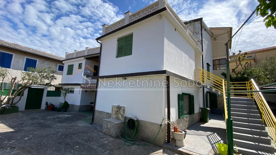 mali lošinj - kuća, 359.30 m2 prodaja - slika 2
