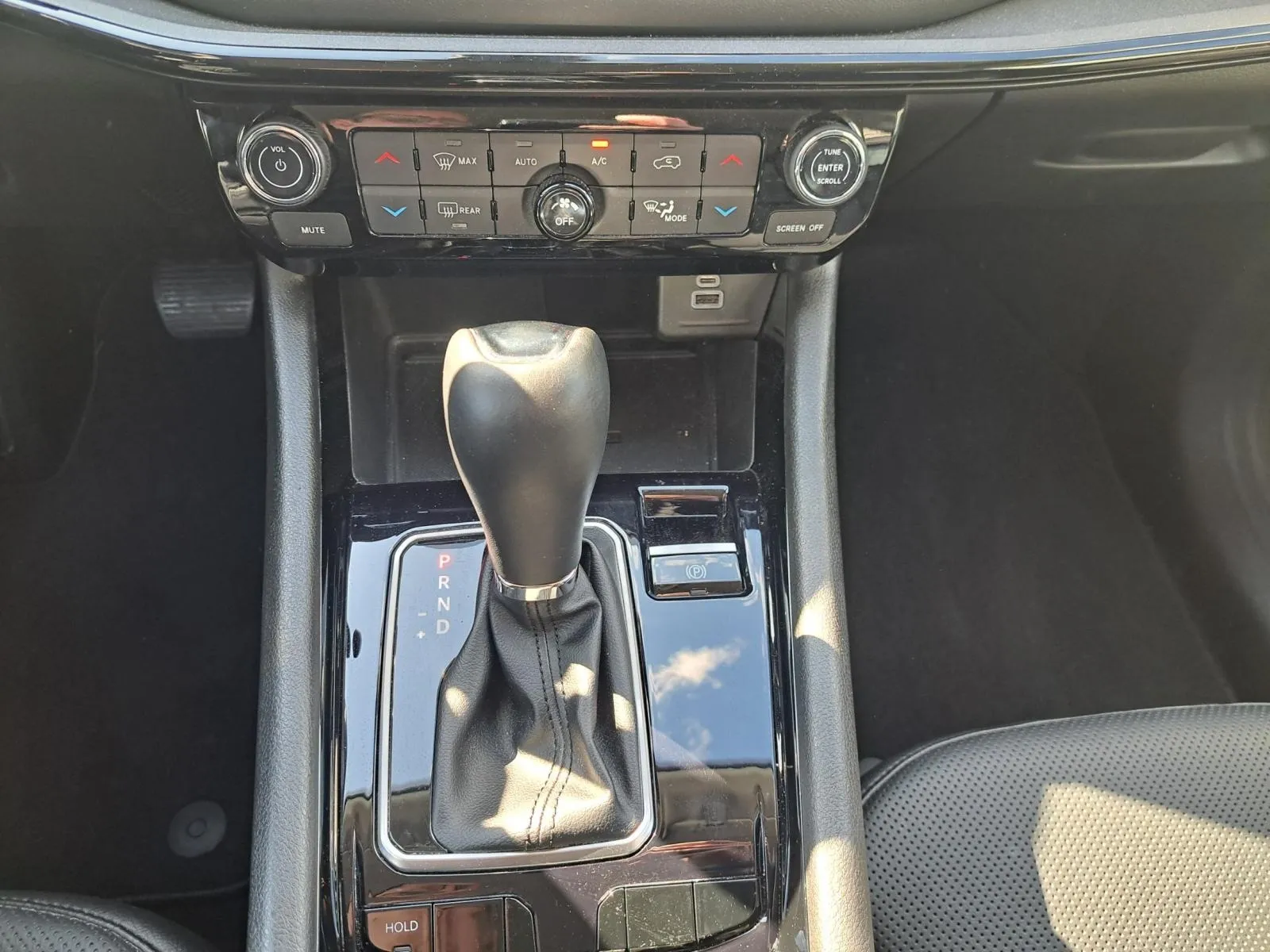 jeep compass 1.5 e-hybrid (130 ks) summit - slika 15