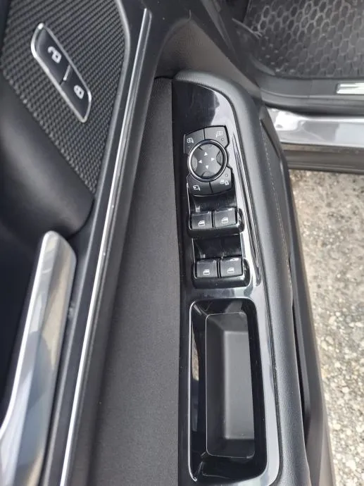 ford s-max 2,0 tdci*150ks*klima*navigacija* - slika 10