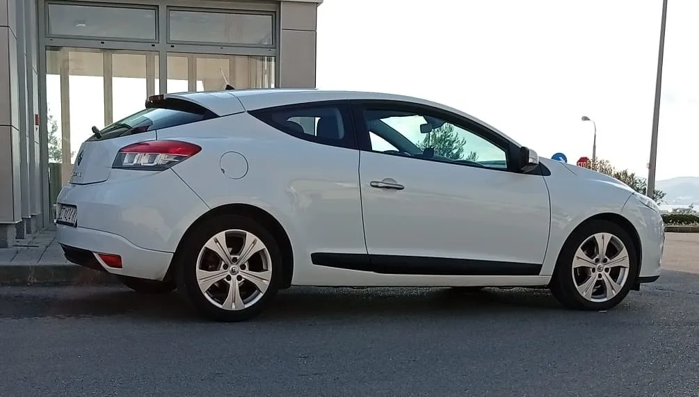 prodaje se ili mijenja renault megan 1.4 turbo benzinac.reg. 04.04.27. - slika 11