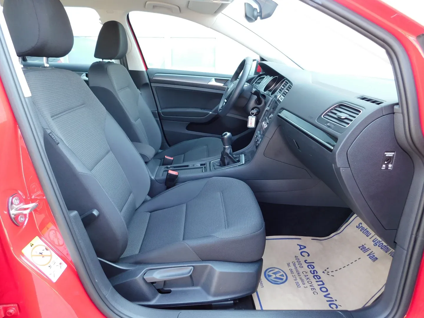 06148 volkswagen golf 1.0 tsi comfortline - slika 11