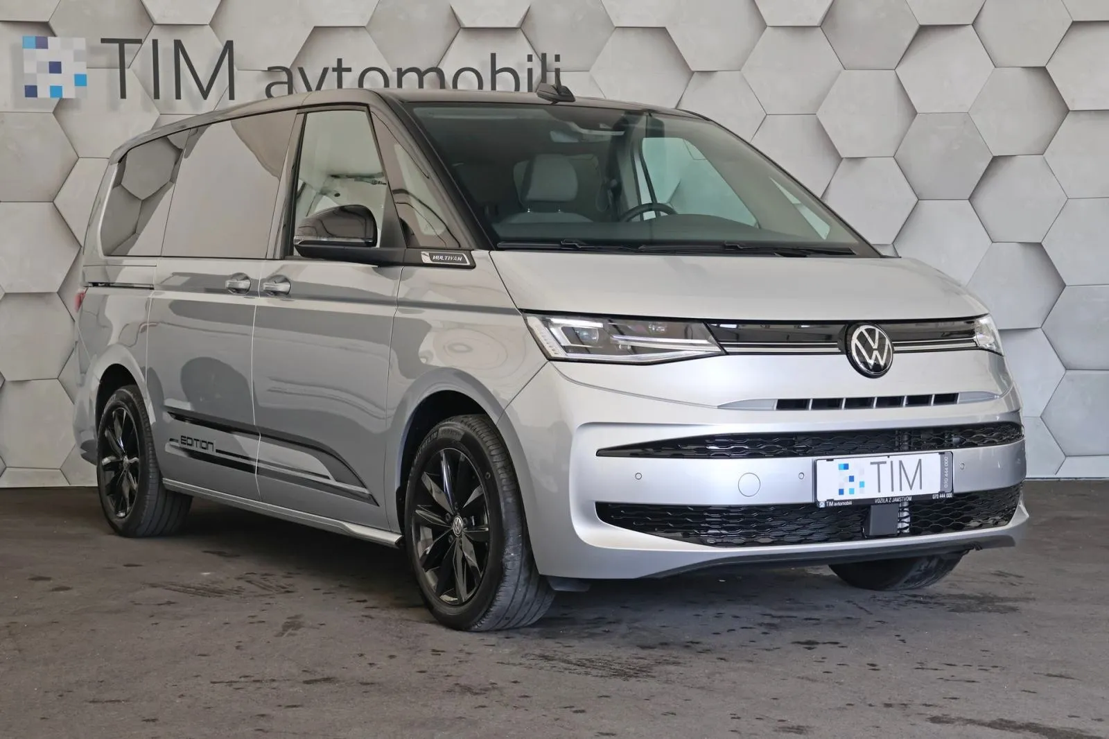 vw multivan t7 l2 2.0tdi dsg edition cockpit kamera radartempomat - slika 2