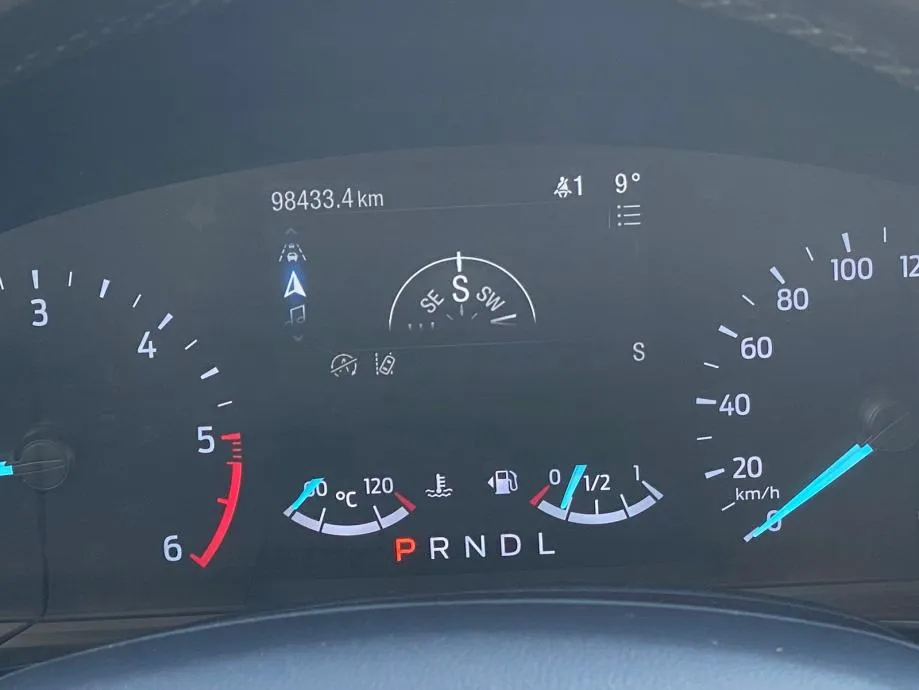 ford kuga 1,5 ecoblue automatik 4xgarancije - slika 16