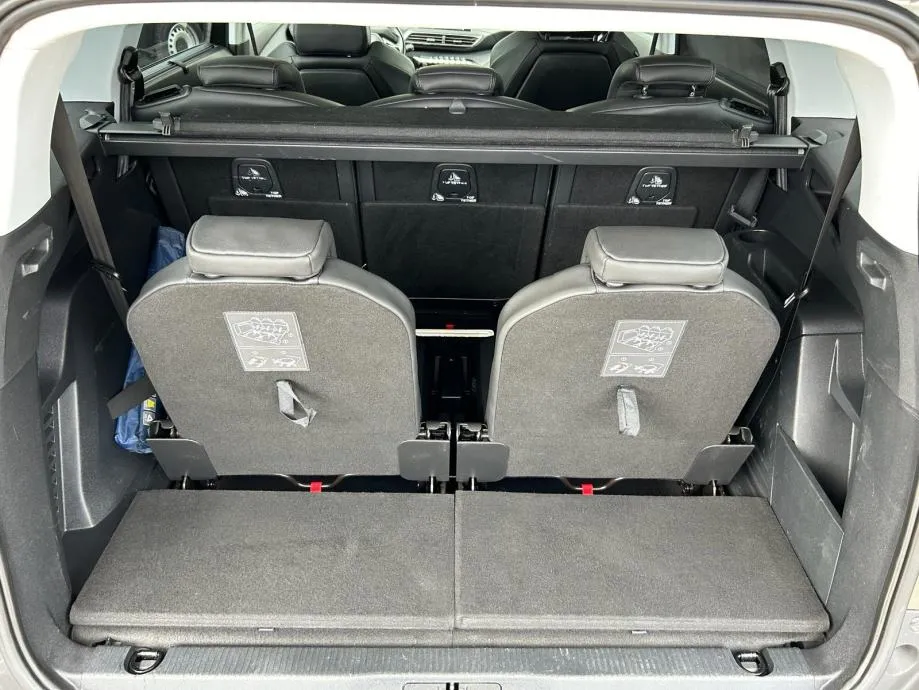 peugeot 5008 hdi - allure - 130.000 - panorama - navi - 7 sjed - reg! - slika 15