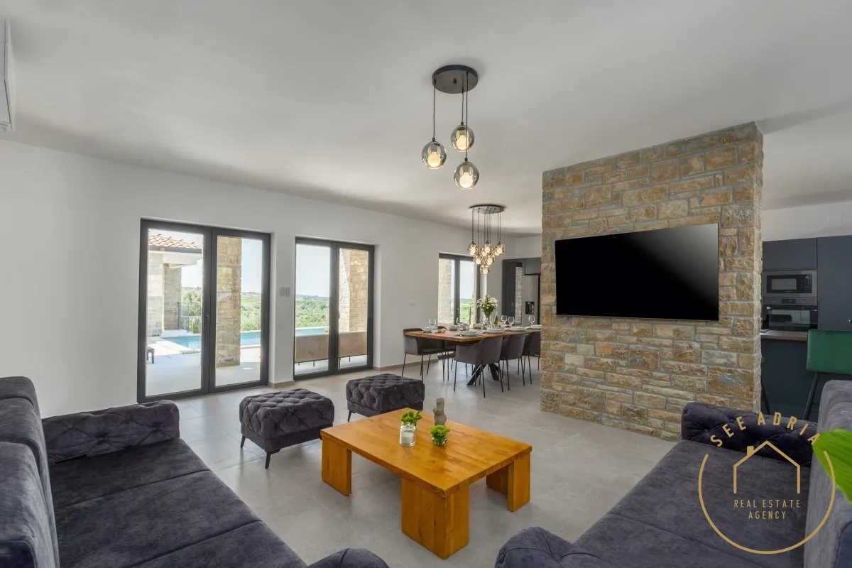 elegantna vila okružena zelenilom, buje - slika 9
