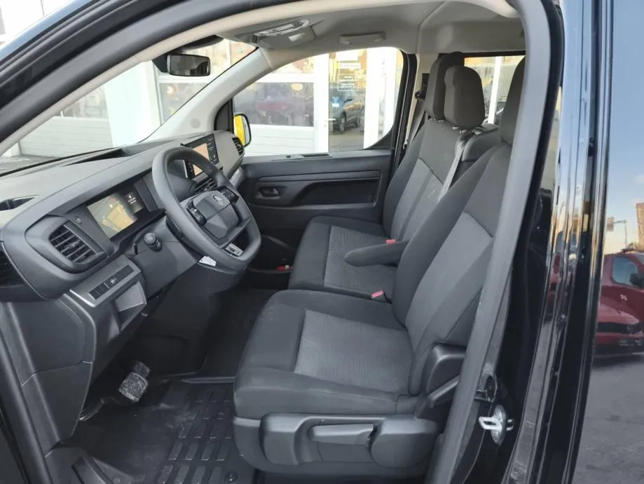 opel vivaro combi l 8+1 2.0 d aut. 130kw - 7 godina garancije! - slika 9