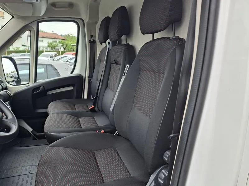 peugeot boxer 2.2 hdi*140ks*klima*navigacija*park.kamera*l2h2* - slika 11