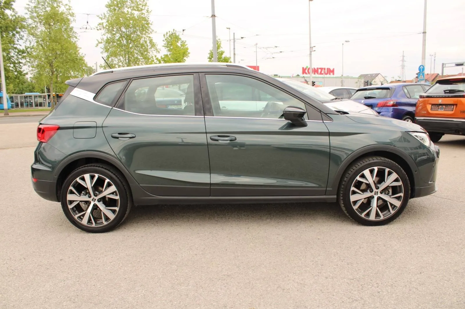 seat arona 1.0 tsi dsg *led, navigacija, kamera* - slika 4