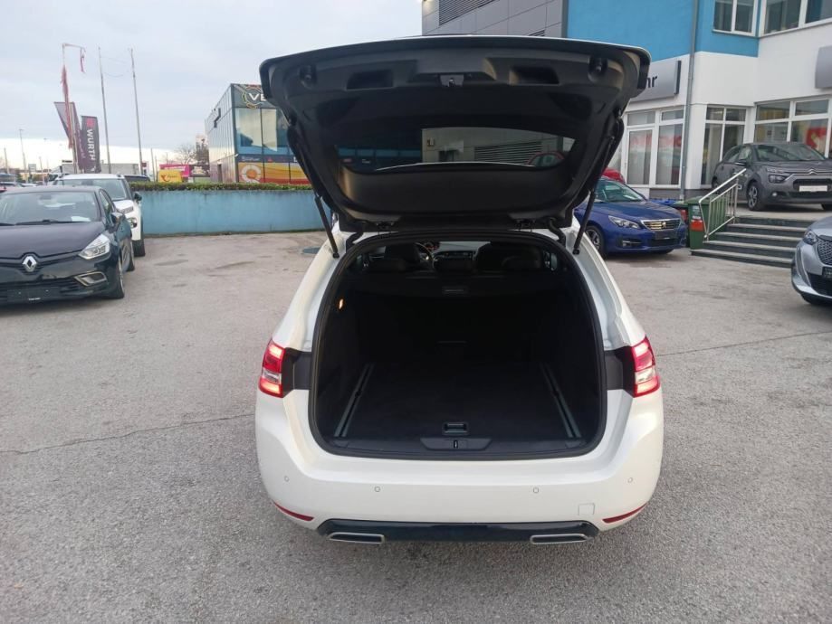 peugeot 308 sw 1.2 puretech gt line *panorama, led, navigacija* - slika 6
