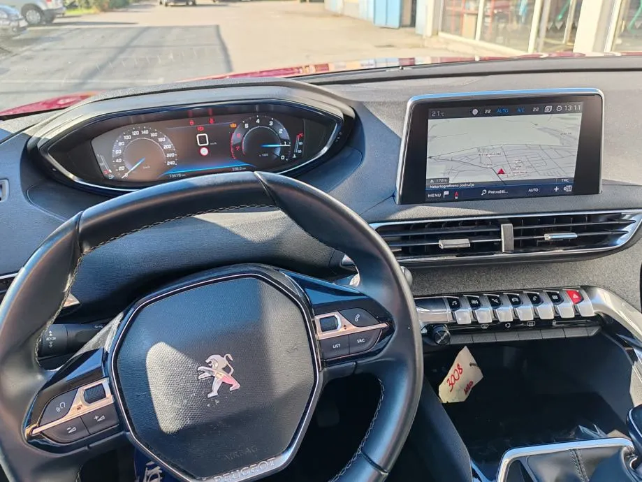 peugeot 3008 1,2 puretech - slika 13