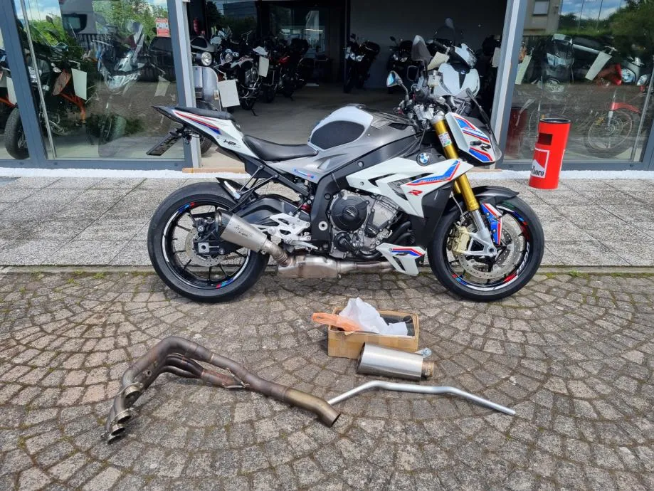 bmw s 1000 r abs tcs esa, akrapovic, 2014 god. - slika 3