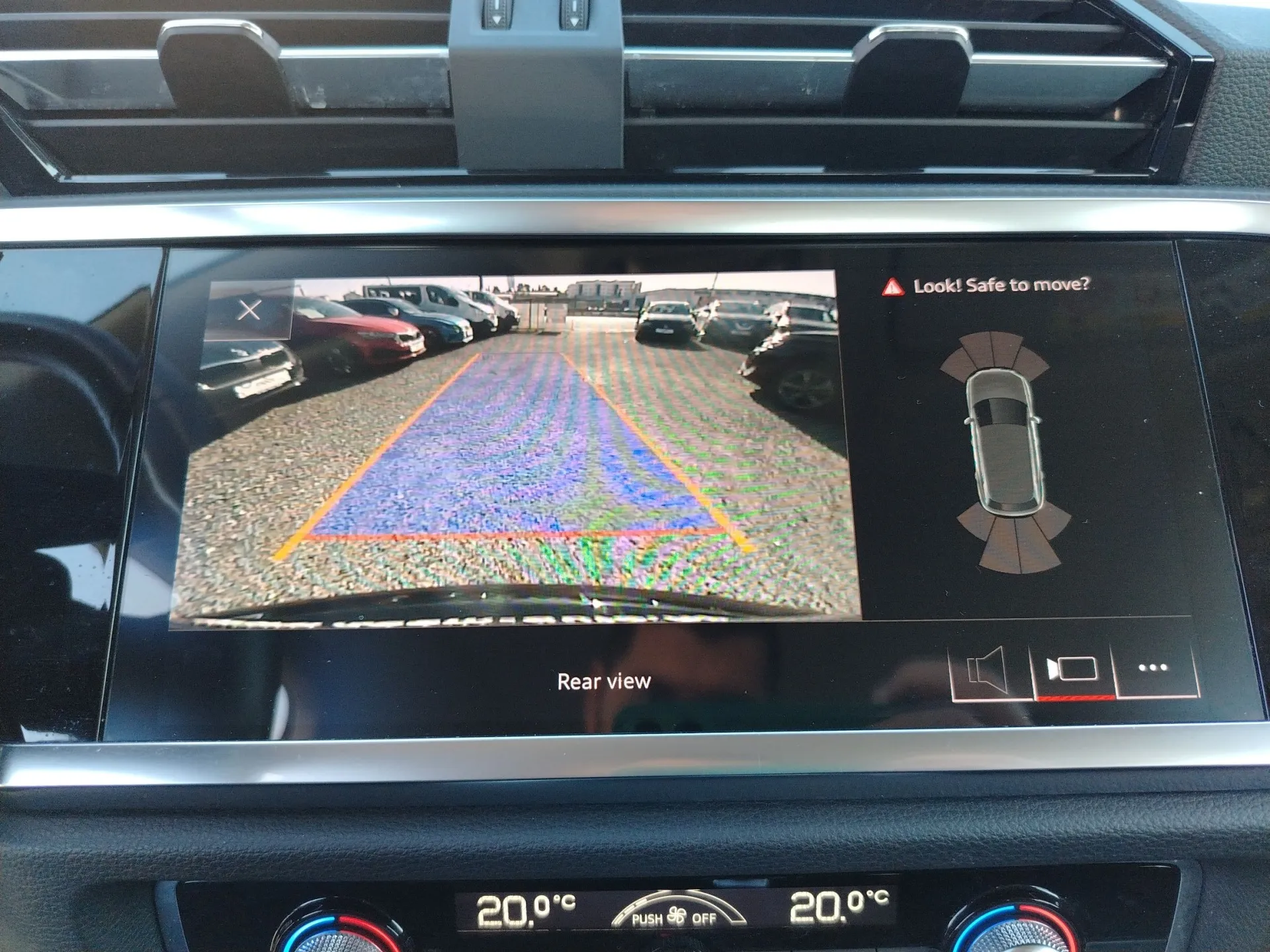 audi q3 35 tdi s tronic - slika 16