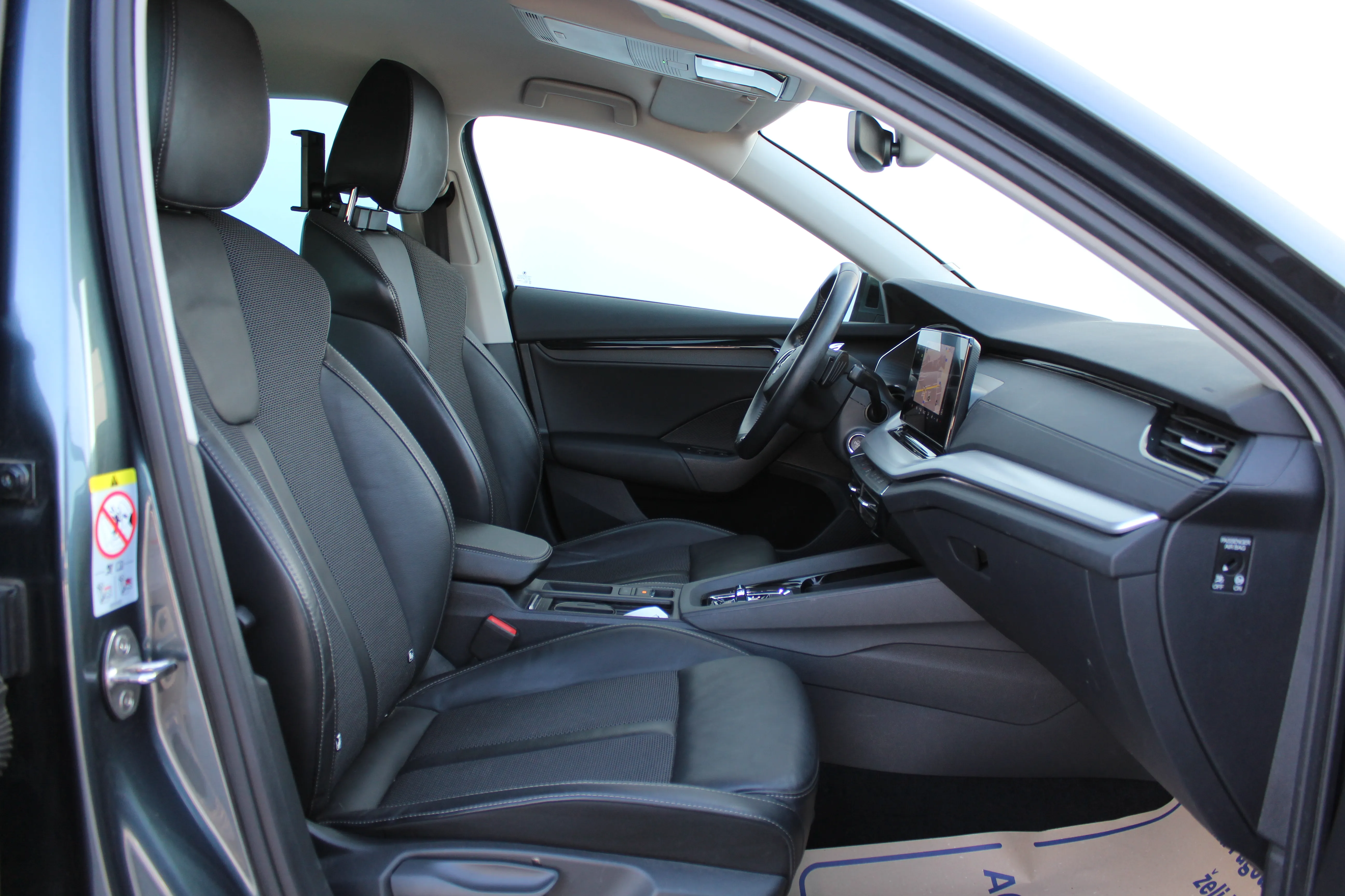 12981 škoda octavia combi ambition 2.0 tdi dsg - slika 12