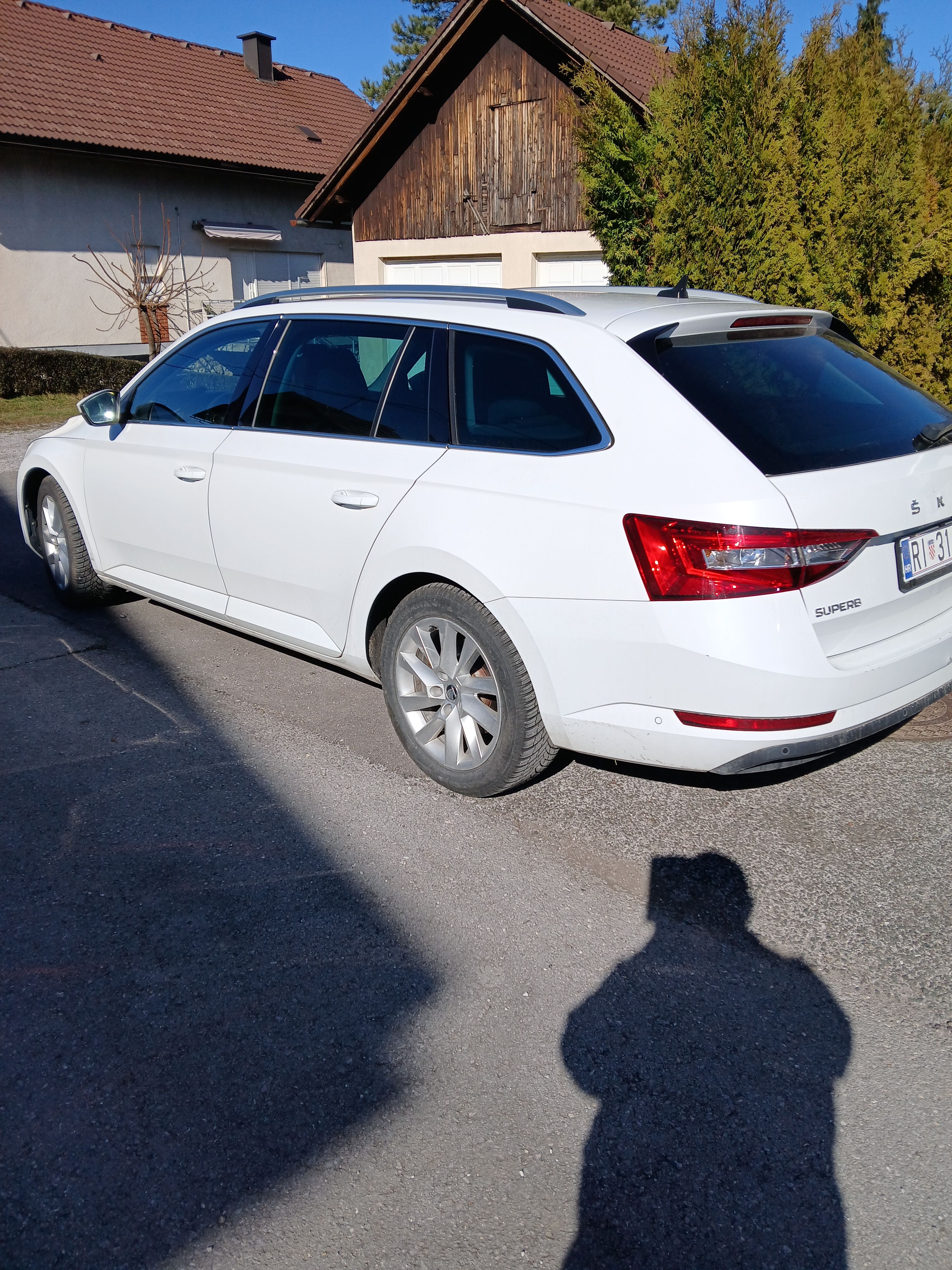 škoda superb - slika 5