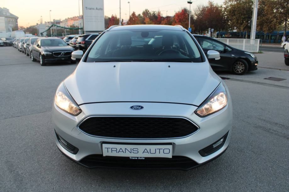 ford focus karavan 1.0 ecoboost - slika 2
