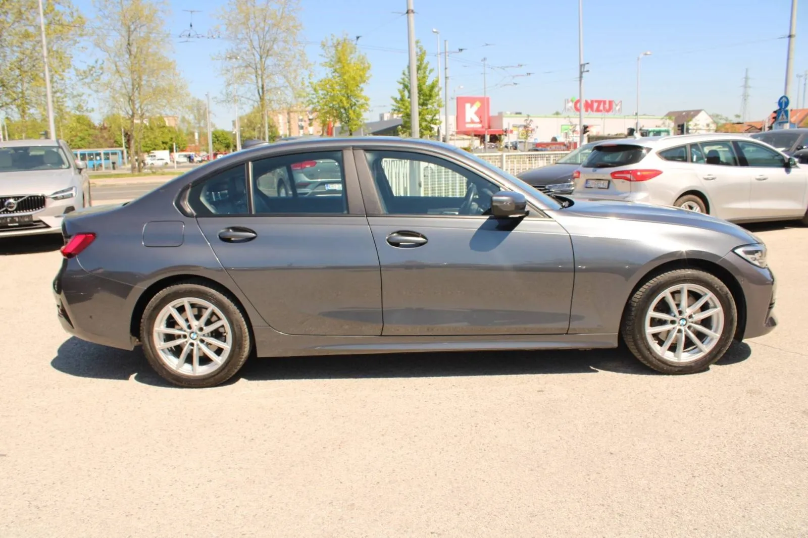 bmw serija 3 320d xdrive automatik *led, navigacija* - slika 4