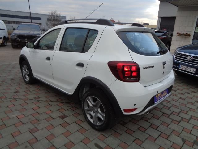 dacia sandero stepway 1,5 dci; 90 ks; navigacija; tempomat.. - slika 6