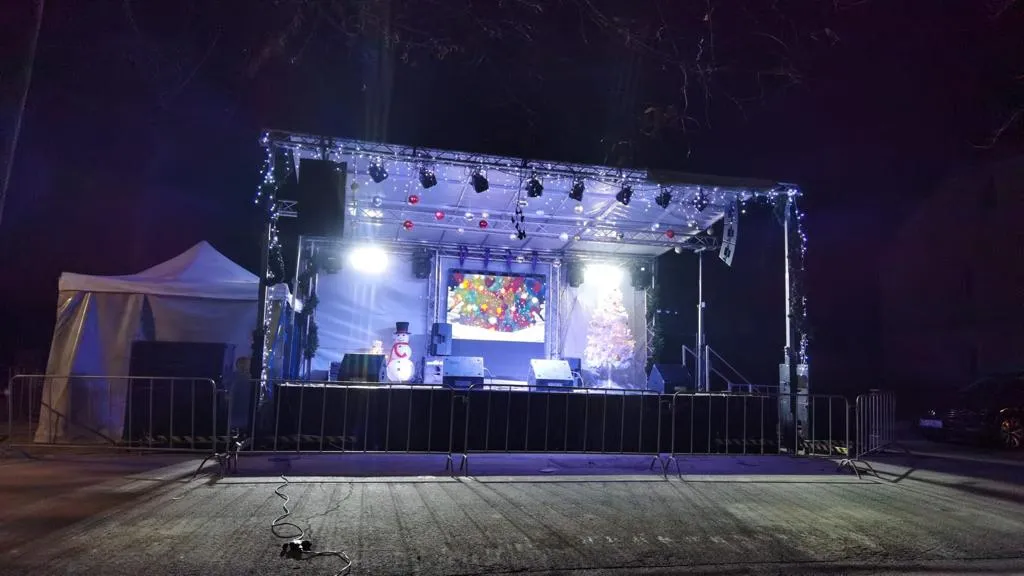 najam razglasa, , bina i krovnih konstrukcija – art produkcija - slika 5