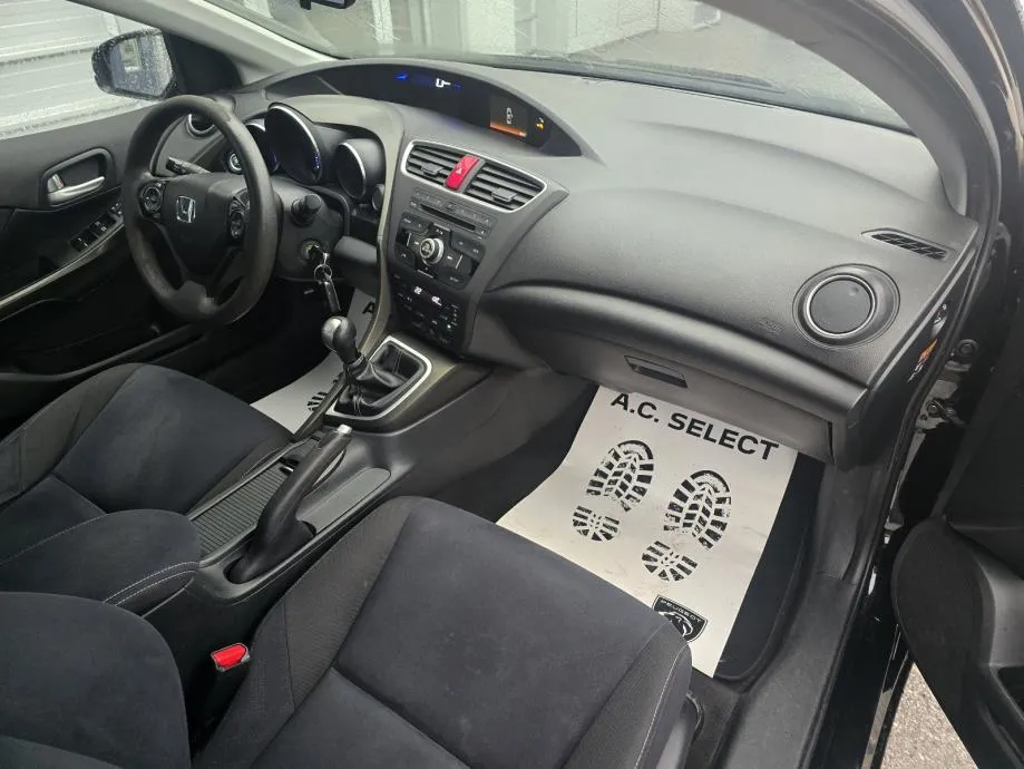 honda civic 1.6 dtec - 2015 - 150000km - servis - garancija - reg1god - slika 16
