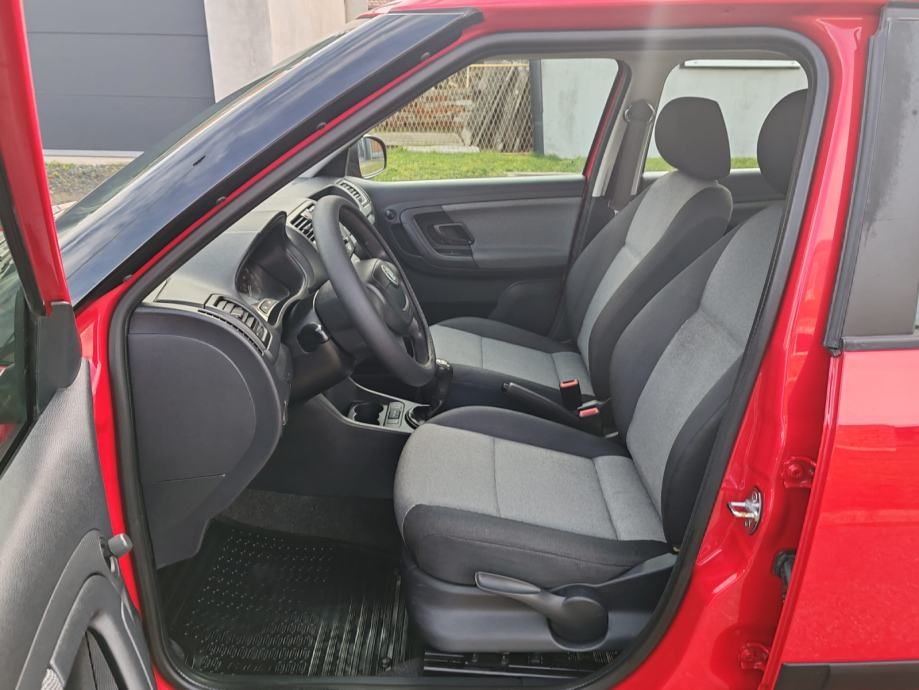 škoda fabia 1,2 2013 g, , 44 kw - slika 10