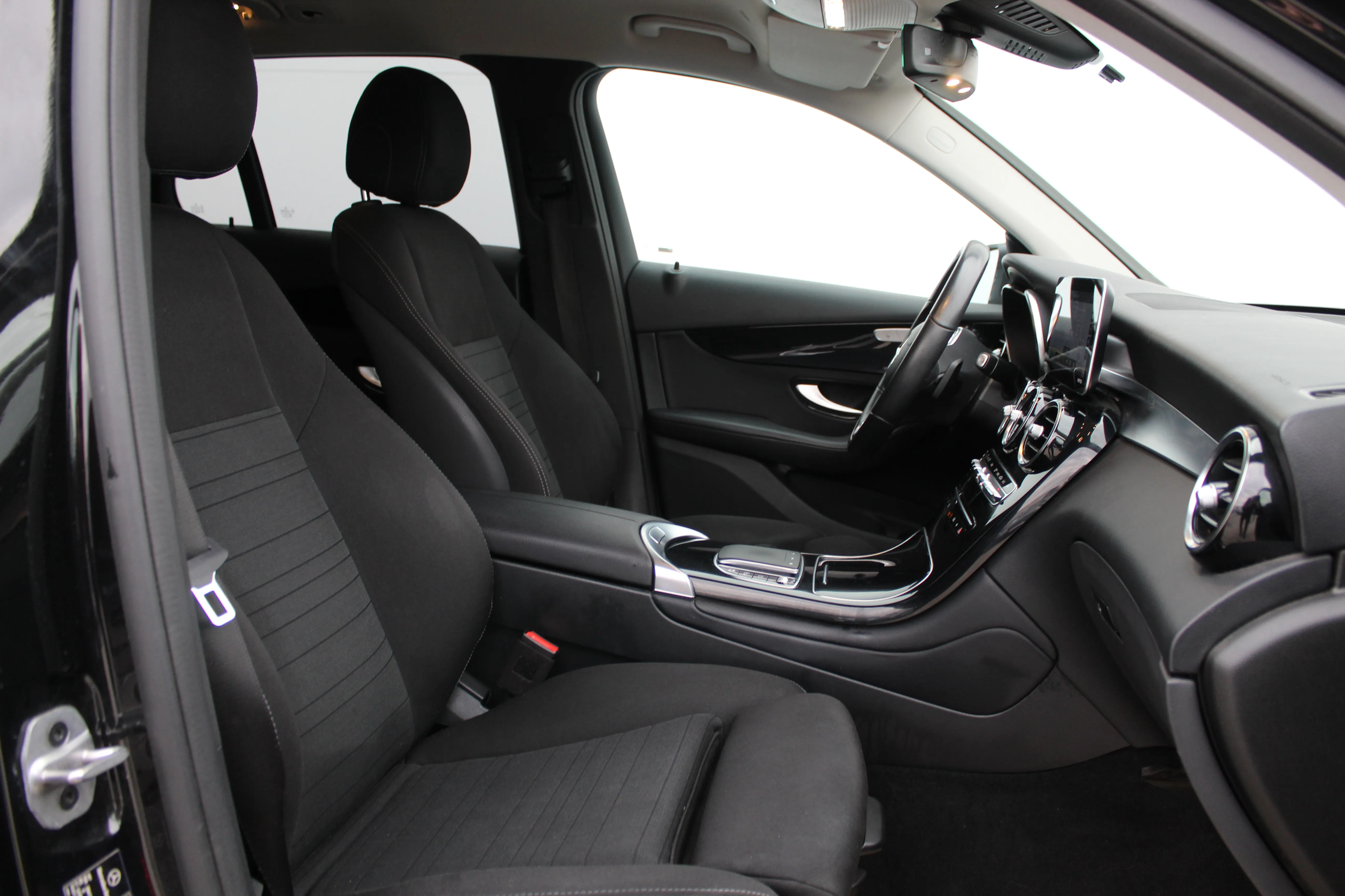 13090 mercedes-benz glc 200 d aut. - slika 12