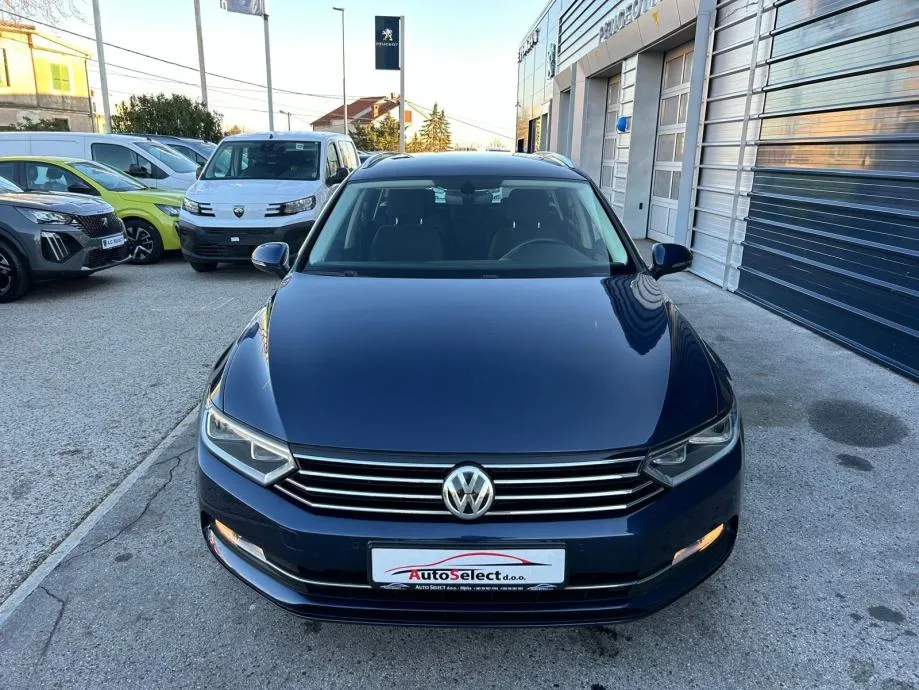 vw passat sw 2.0 tdi - 2015 - navi - servo - abs - reg 1 god !!! - slika 3