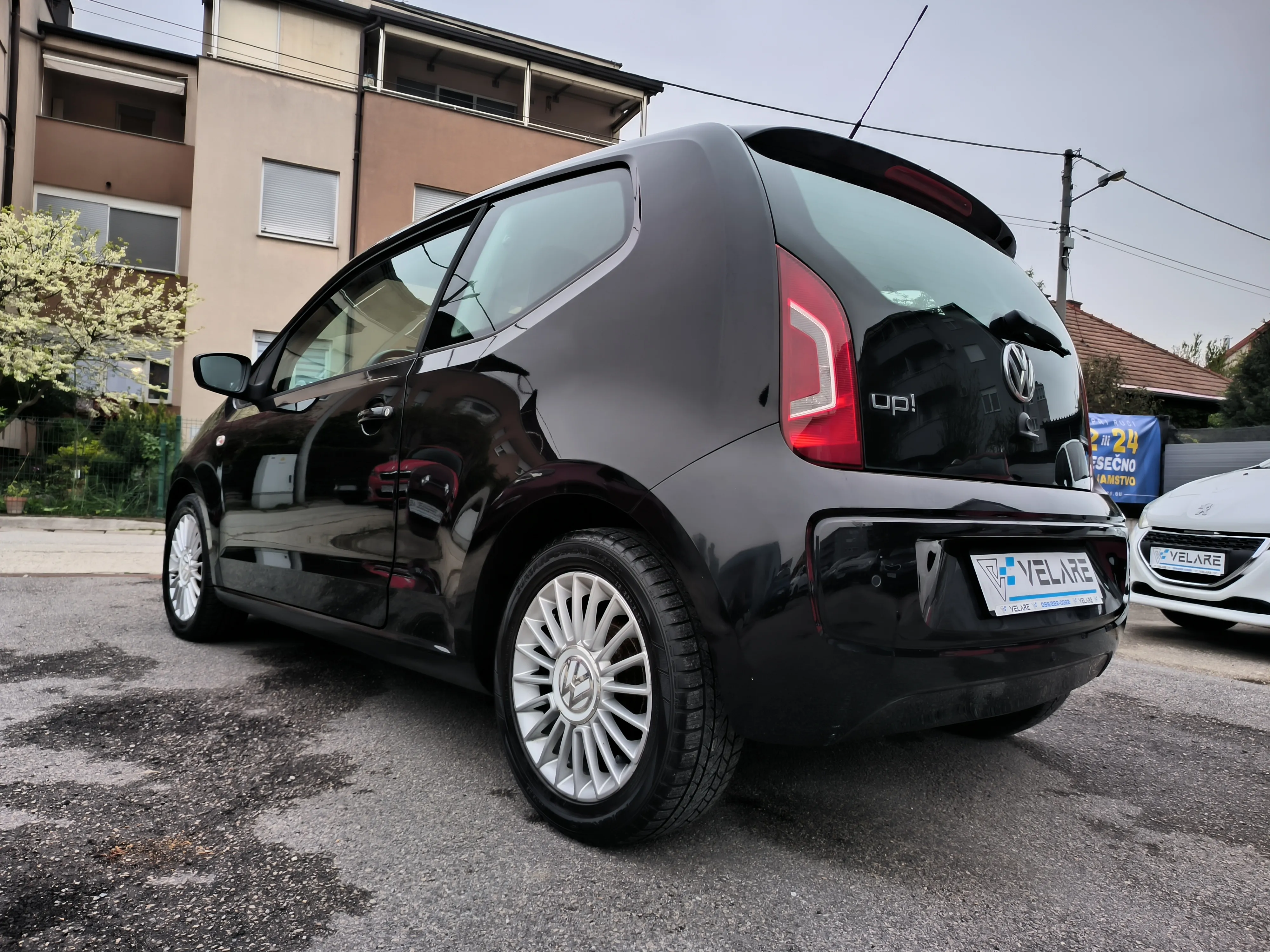 vw up! 1,0 up! high up! v. servis, servisna, jamstvo, reg. 1 godinu - slika 7