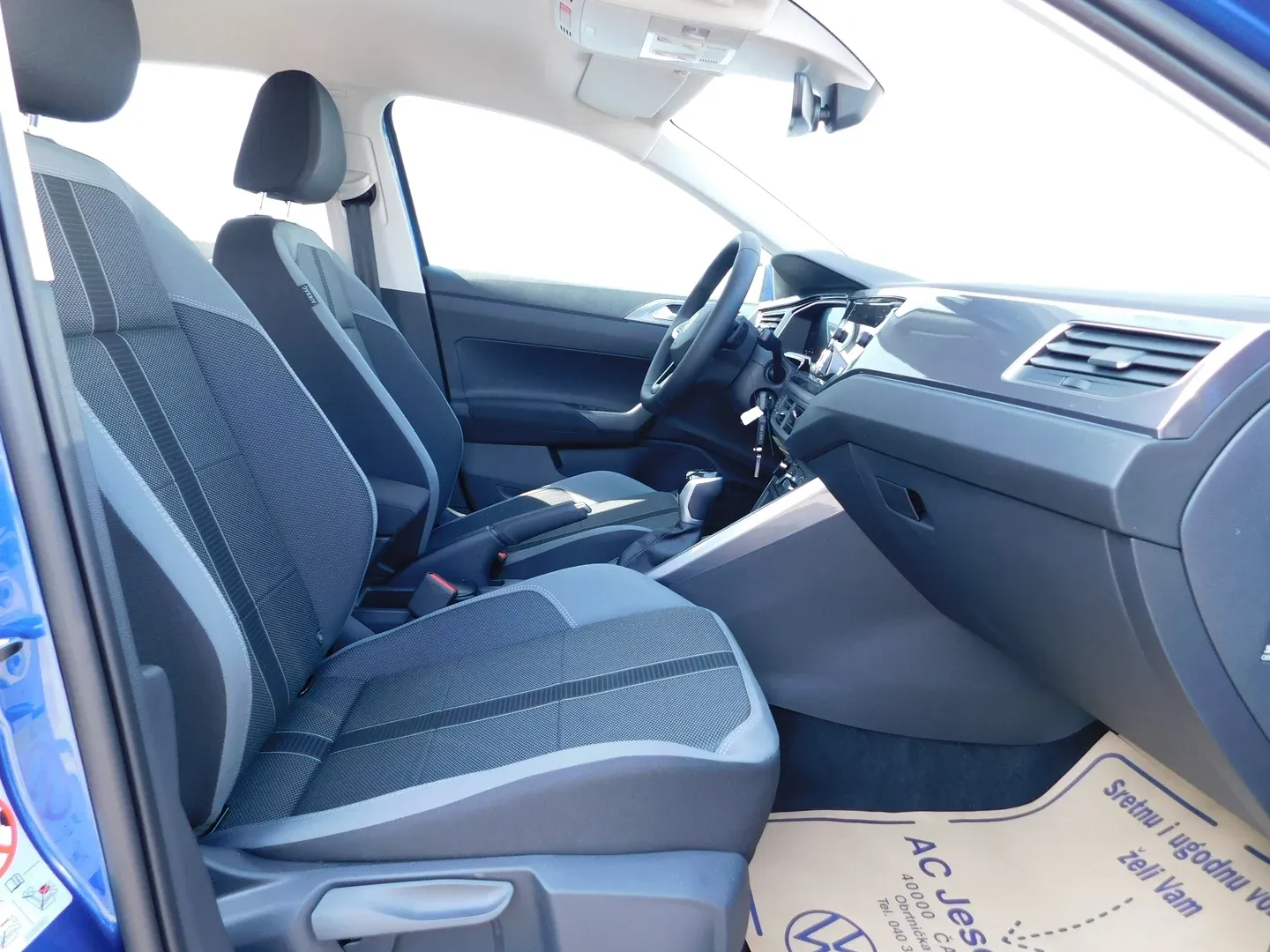11848 volkswagen polo 1.0 tsi dsg style - slika 12