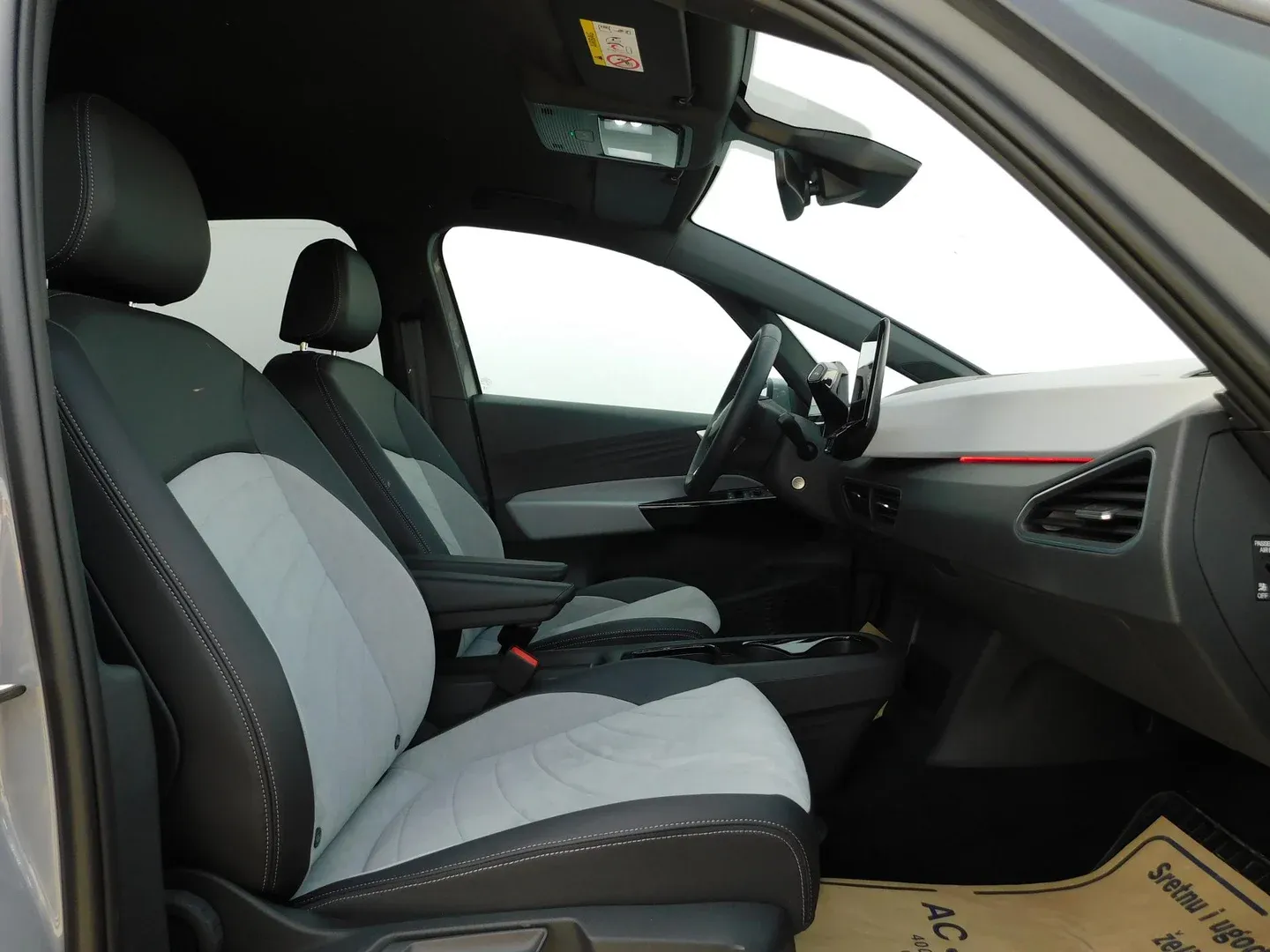 10974 volkswagen id.3 life - slika 12