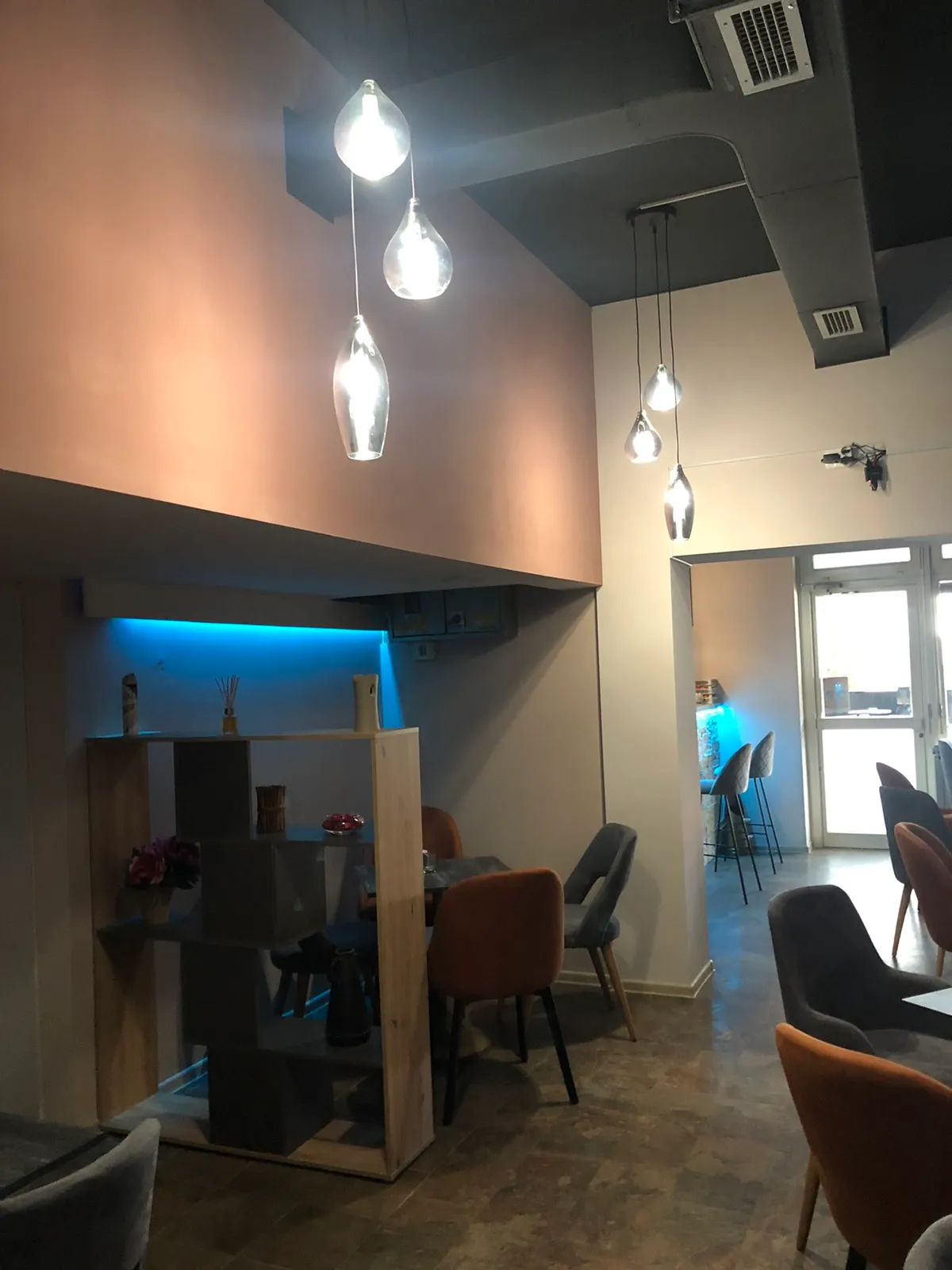 caffe bar 110 m2 - zaprešić -strogi centar - slika 6