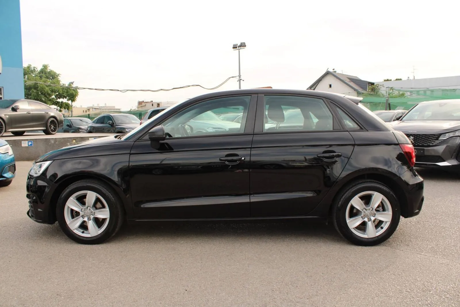 audi a1 1.0 tfsi sportback - slika 15