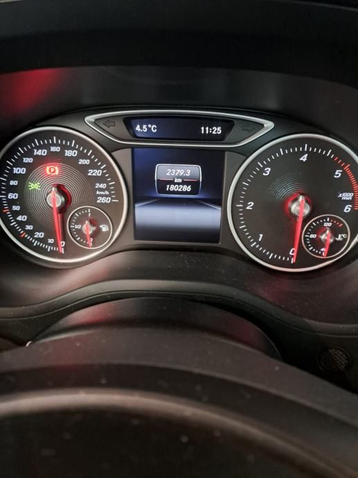 mercedes-benz b-klasa 180 cdi,80kw, navi,kamera - slika 16
