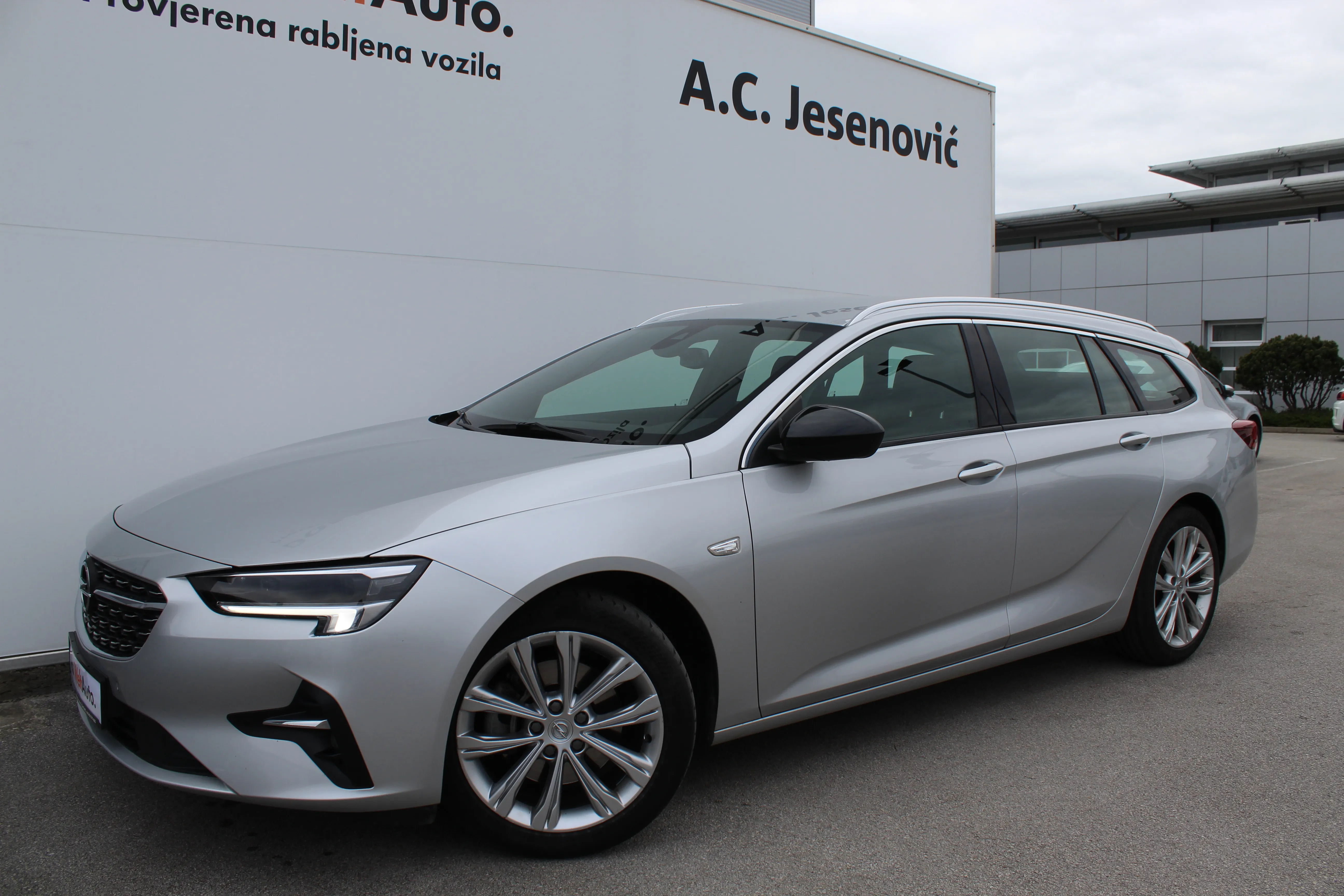 13158 opel insignia grand sport 1,5 d business aut. - slika 6
