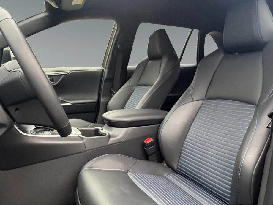 toyota rav4 2,5 hev style tech - slika 12
