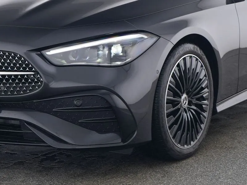 mercedes-benz cle 220 d coupe amg/night/panorama/memory/360°/19" - slika 2
