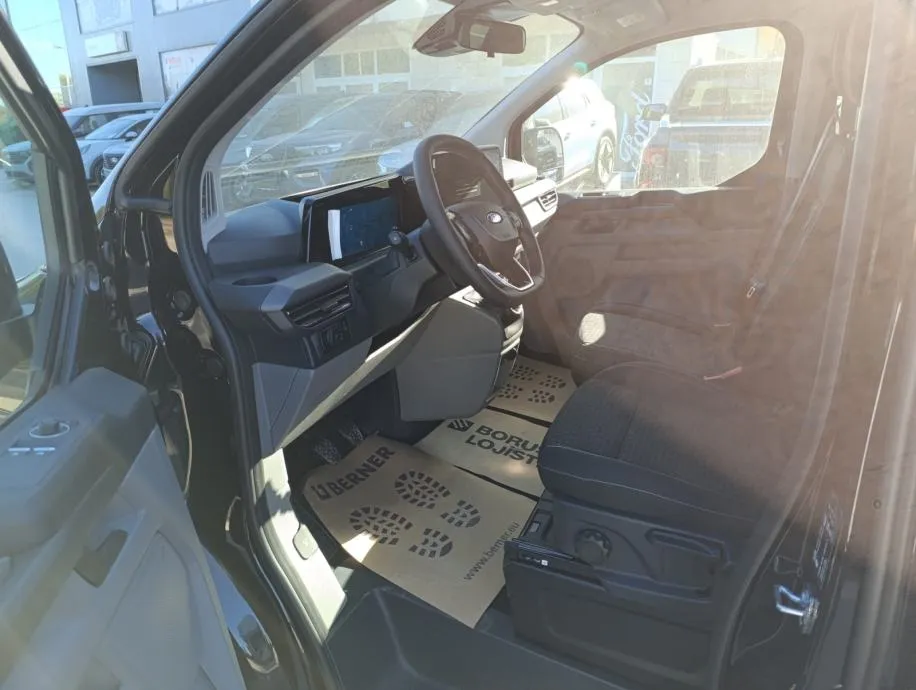 ford tourneo custom 2.0 tdci swb 136 ks - slika 5