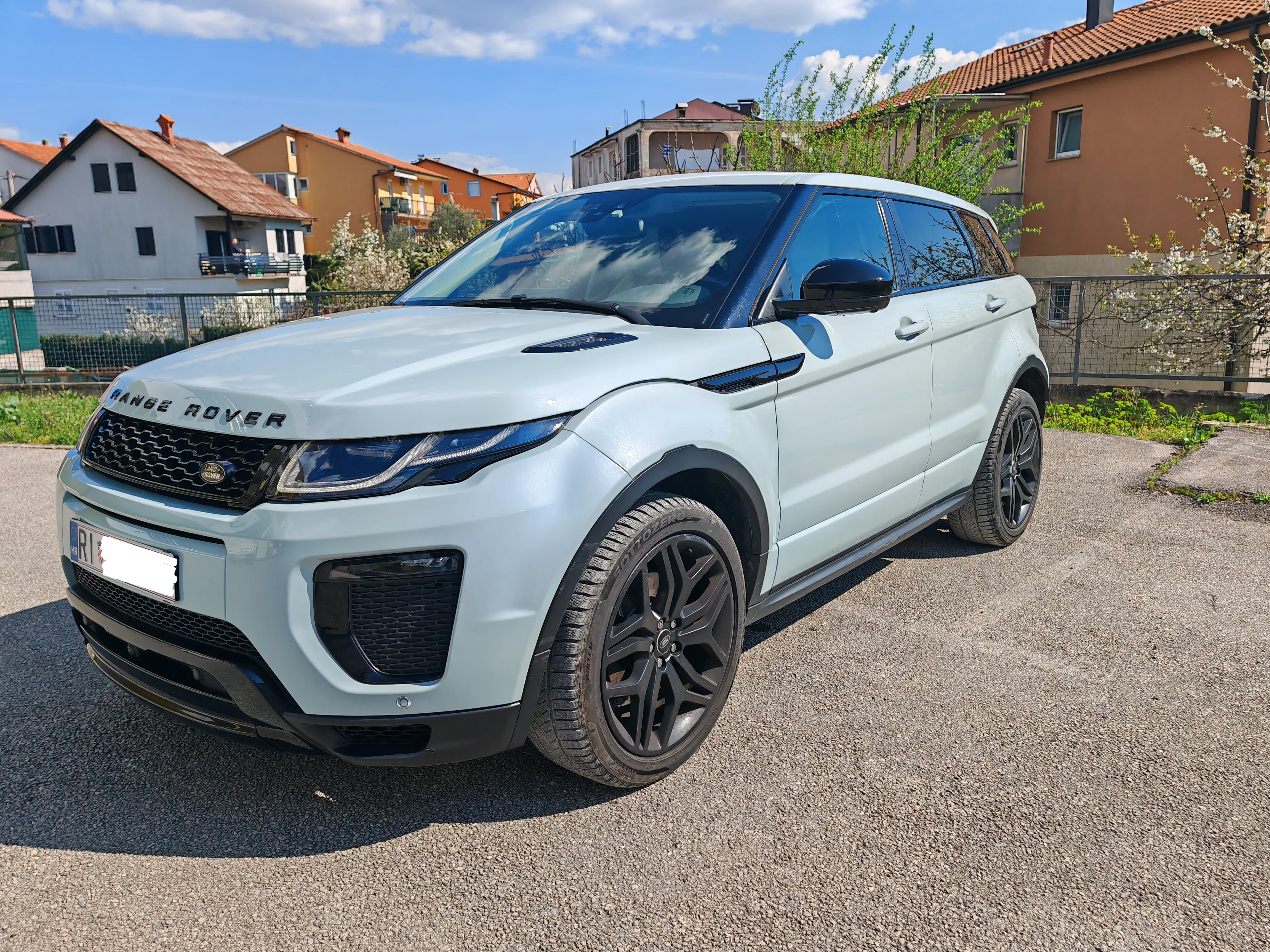 range rover evoque hse dynamic automatik - slika 4