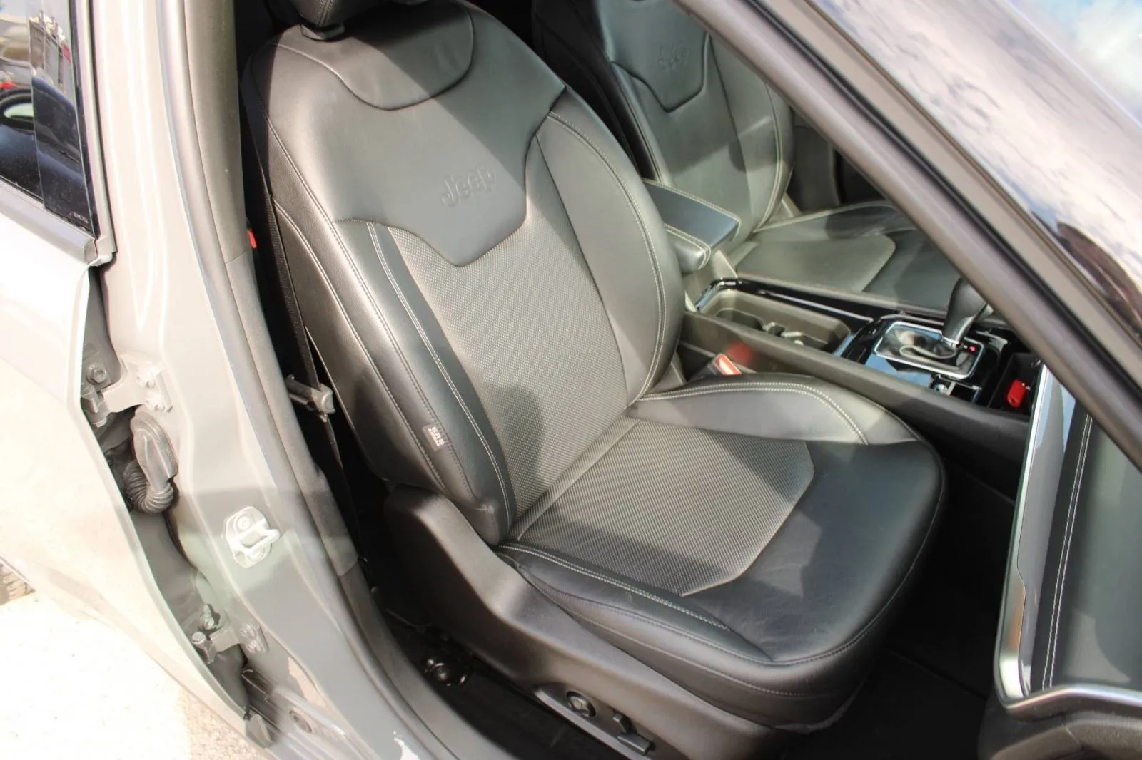 jeep compass t4 s automatik *led, navigacija, kamera* - slika 13