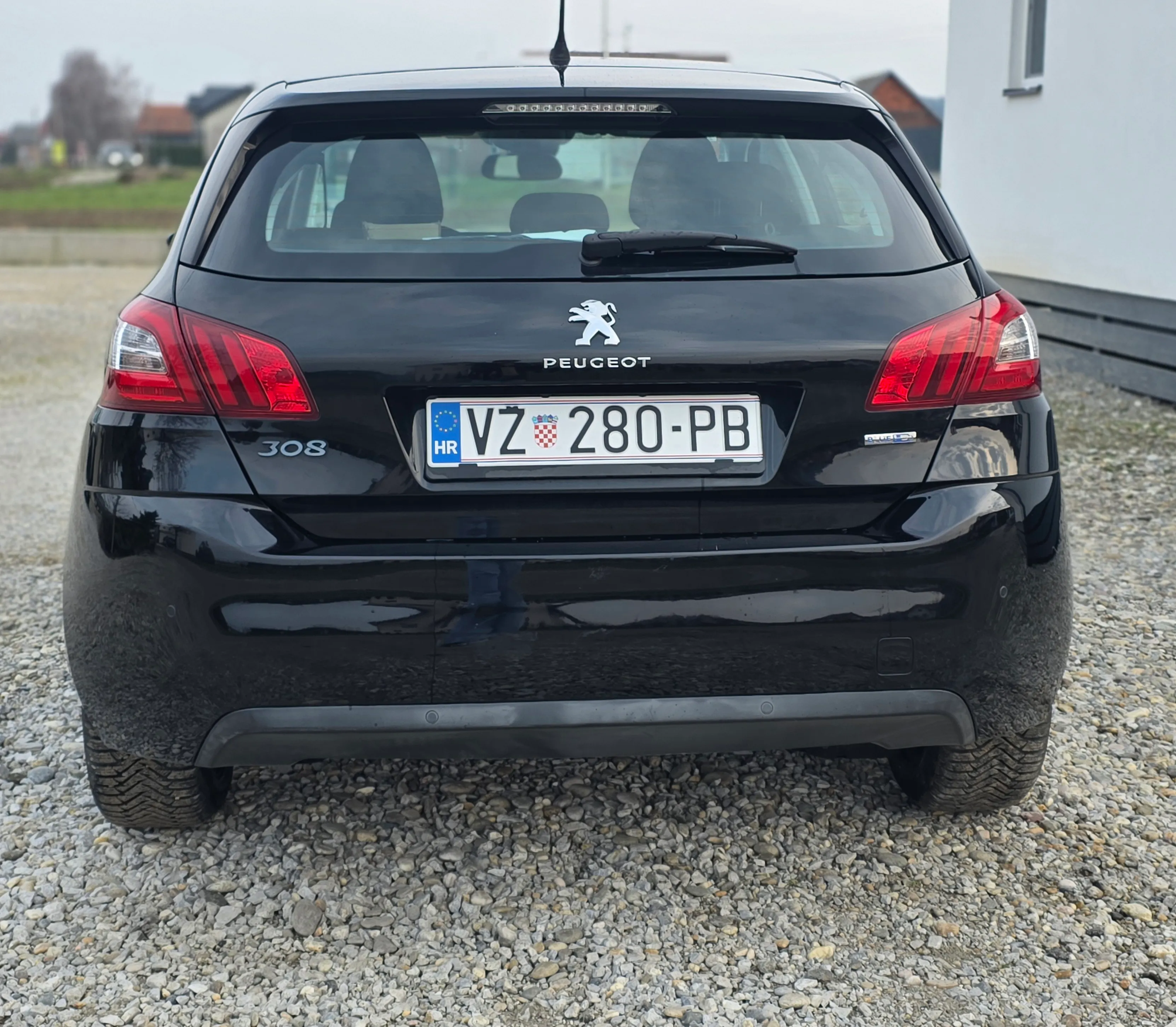 peugeot 308 bluhdi - slika 2