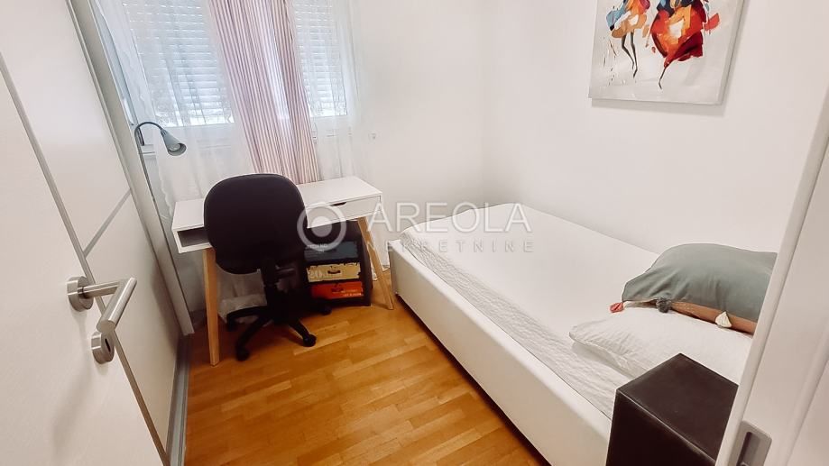 split, žnjan - trosoban stan, 92m2 - 1.red do mora! na duži period!!! - slika 14