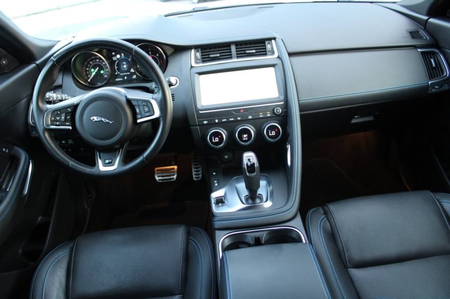 jaguar e pace 2.0d 180ks automatik r-dynamic 4x4 *navi,led,kamera* - slika 13