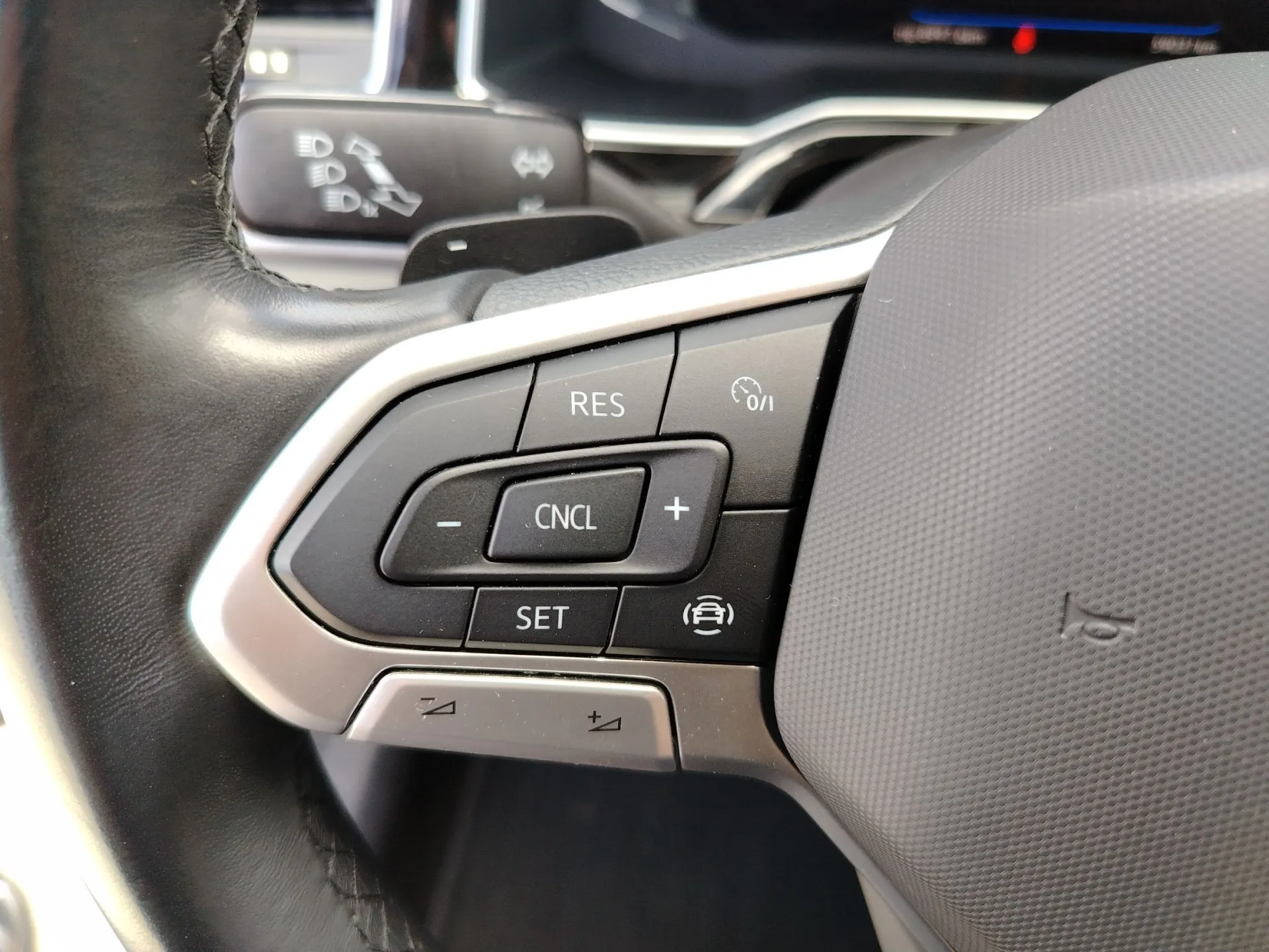 vw taigo style 1.0 tsi dsg - slika 18