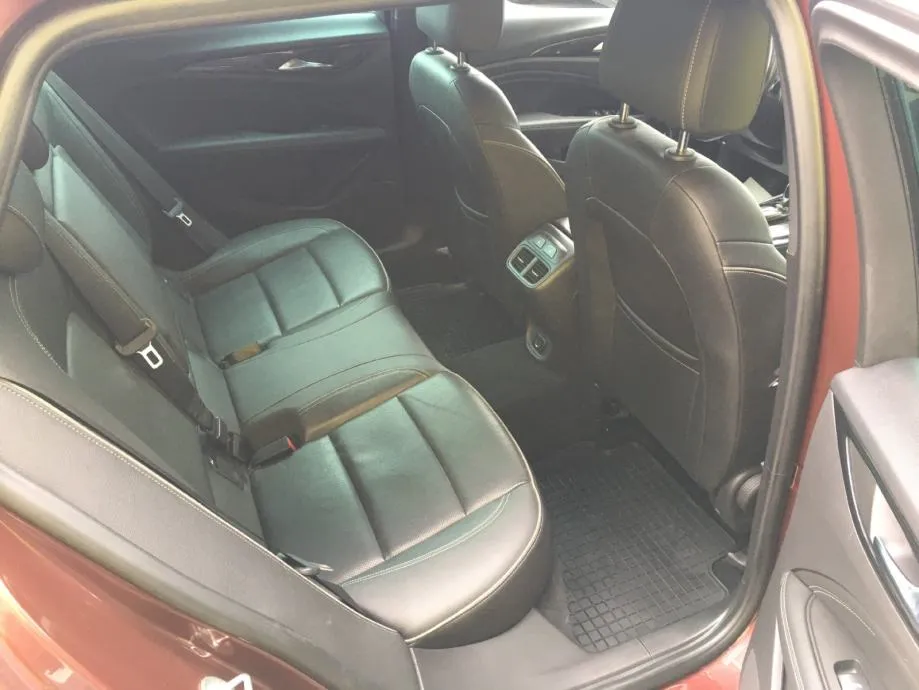 opel insignia karavan sports 2,0 - slika 20