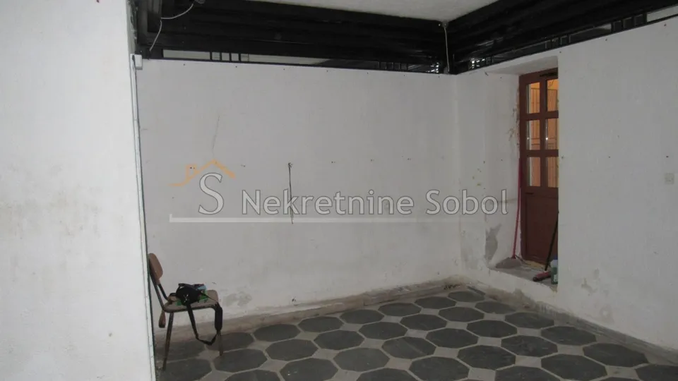 mali lošinj - poslovni prostor, 38,00 m2 prodaja - slika 3