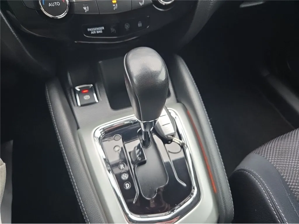 nissan qashqai 1.6 dci automatik - slika 16