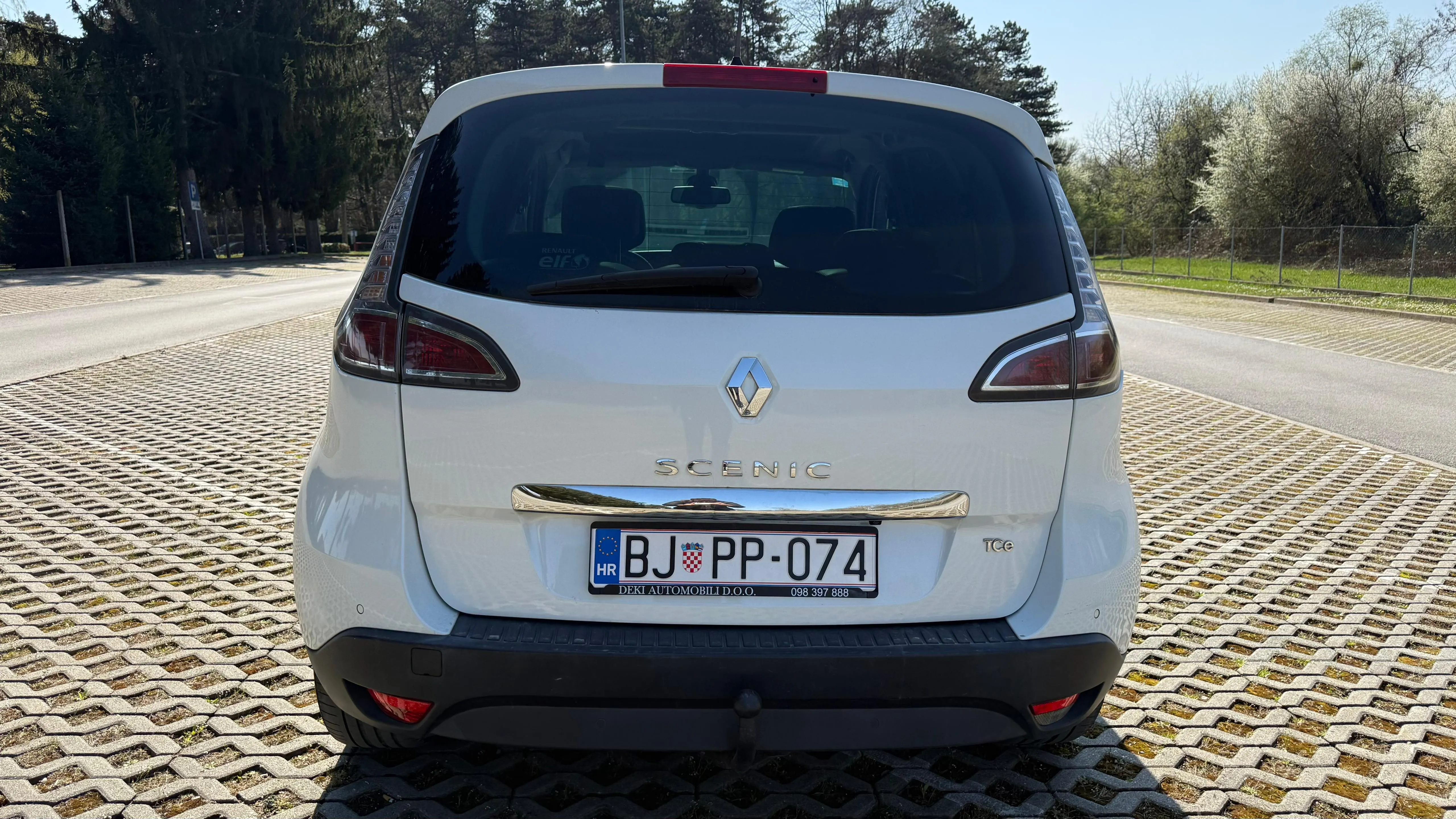 renault scenic tce 130, bose, panorama, kamera, top - slika 9