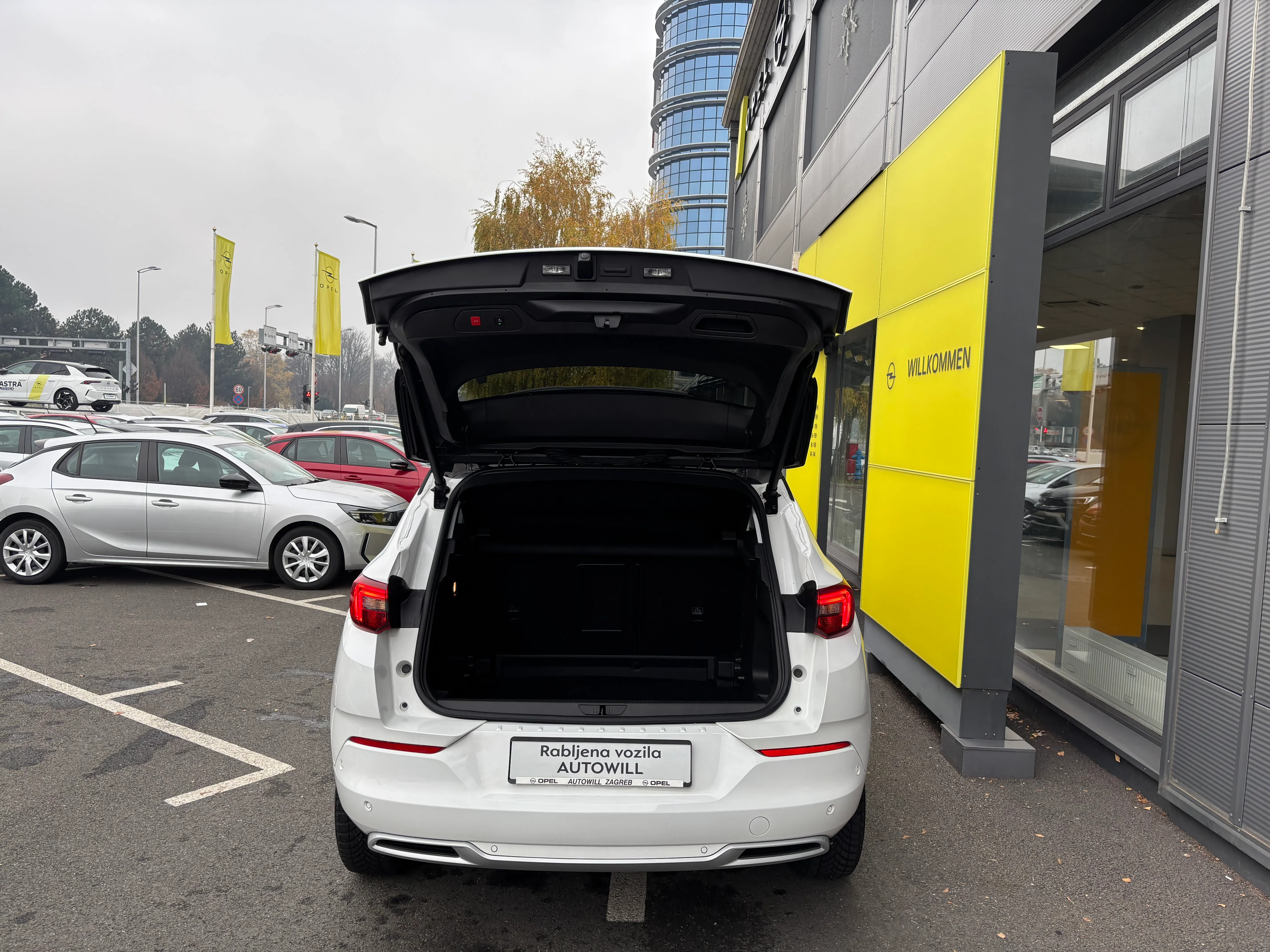 opel grandland ultimate 1,5 d at8 - slika 5