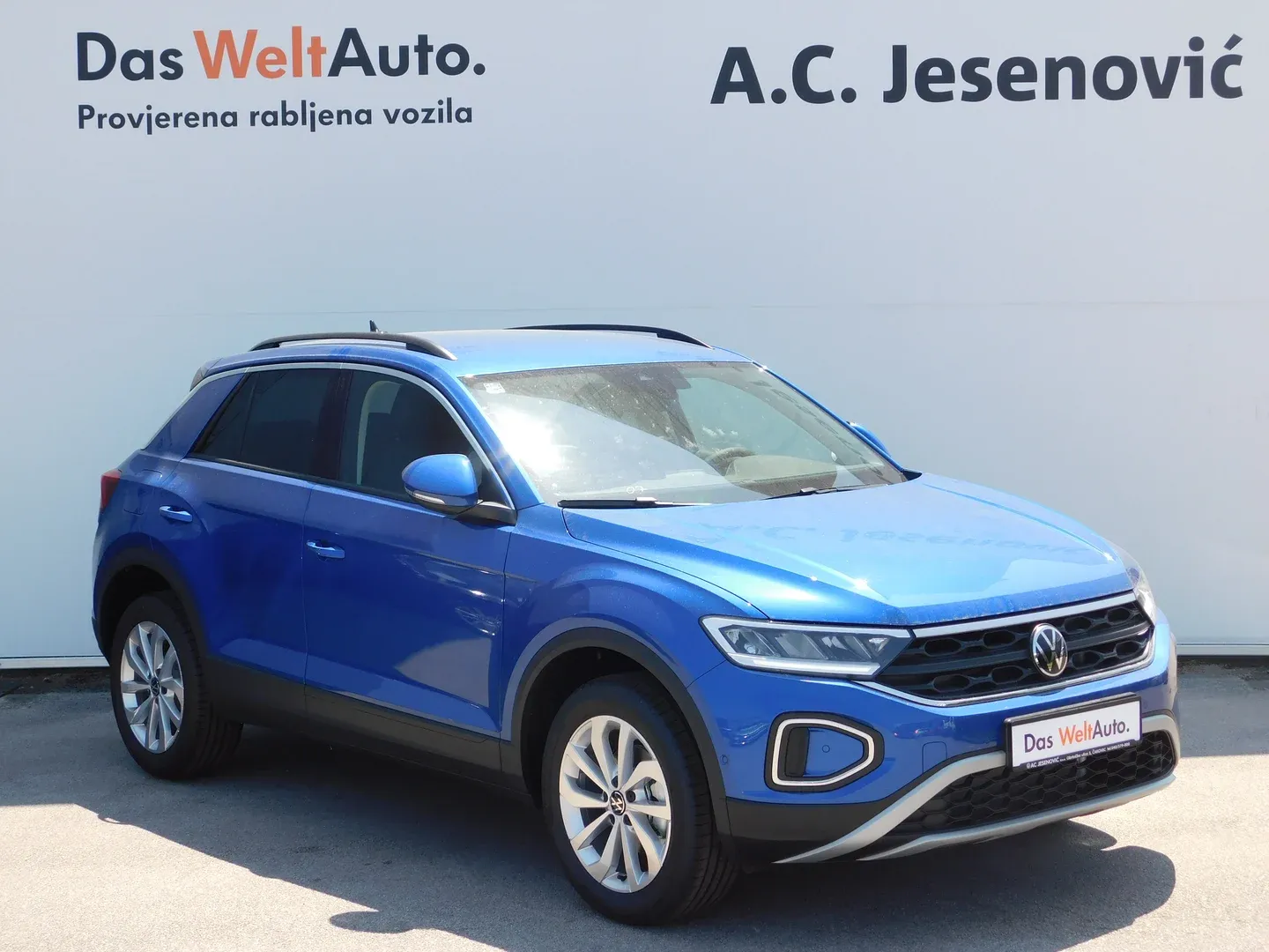 12676 volkswagen t-roc 1.0 tsi life plus - slika 3